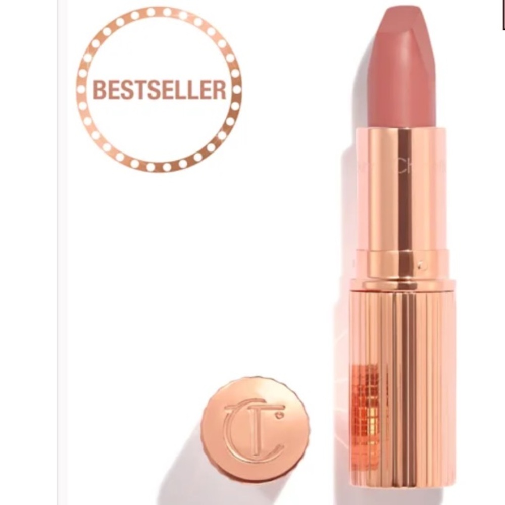 Charlottes Tillbury Pillow talk NUDE lipstick 💄